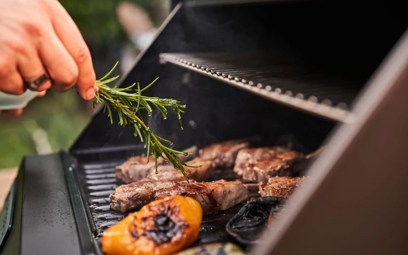 Barbecue électrique-bâton-1400x875-1